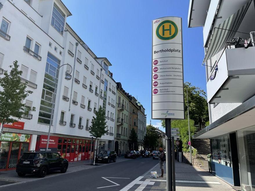Apartment - Zentrumsnah, Eigener Parkplatz Und Grosser Balkon Ins Gruene บาเดน-บาเดน ภายนอก รูปภาพ