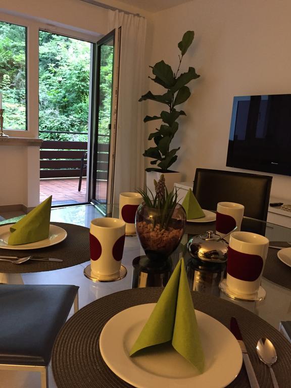 Apartment - Zentrumsnah, Eigener Parkplatz Und Grosser Balkon Ins Gruene บาเดน-บาเดน ภายนอก รูปภาพ