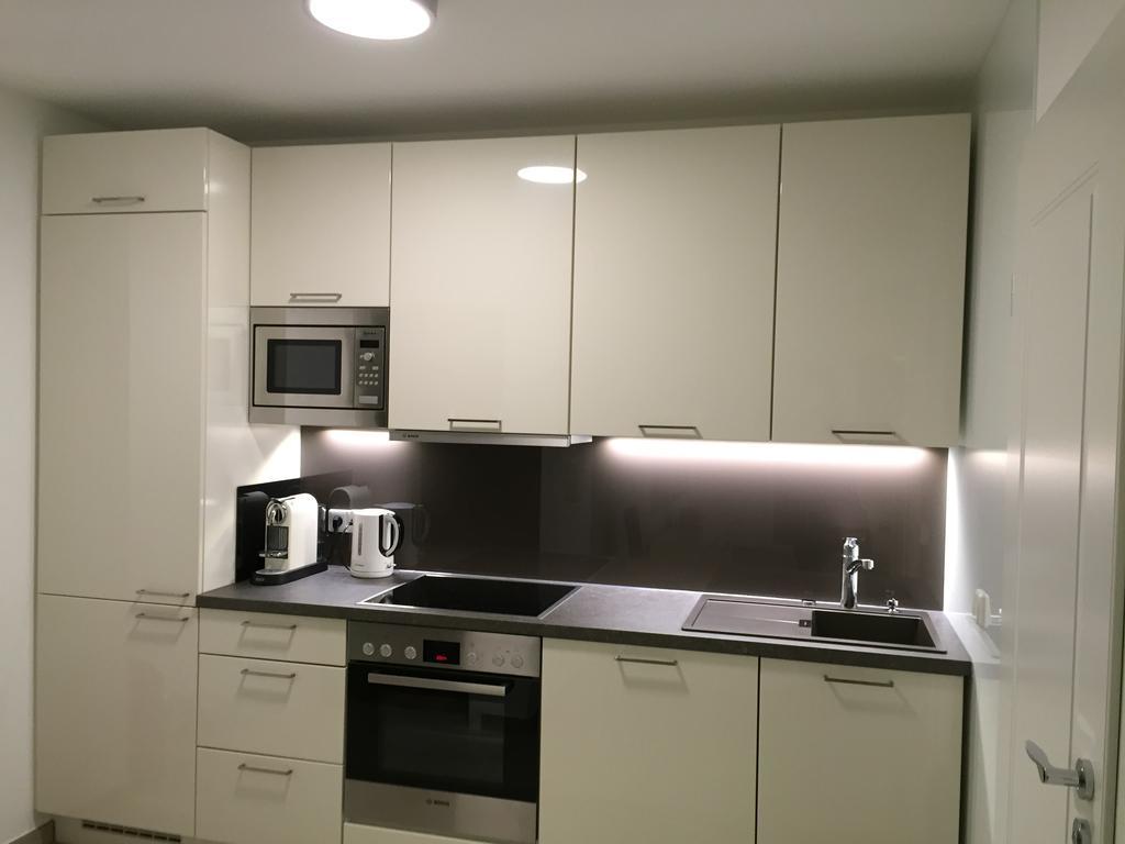 Apartment - Zentrumsnah, Eigener Parkplatz Und Grosser Balkon Ins Gruene บาเดน-บาเดน ภายนอก รูปภาพ